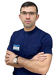 Врач Ахмедханов Руслан Раибович