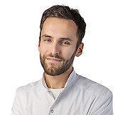 Врач Атаян Давид Вагифович