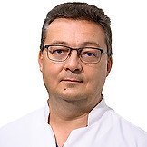 Врач Милосердов Геннадий Игоревич