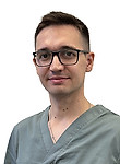 Врач Новиков Иван Александрович