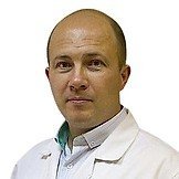 Врач Петров Дмитрий Сергеевич