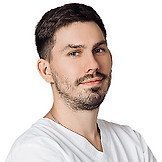 Врач Виноградов Максим Игоревич